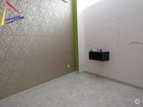 Retail in Segovia, Segovia for lease Interior Photo- Image 2 of 7