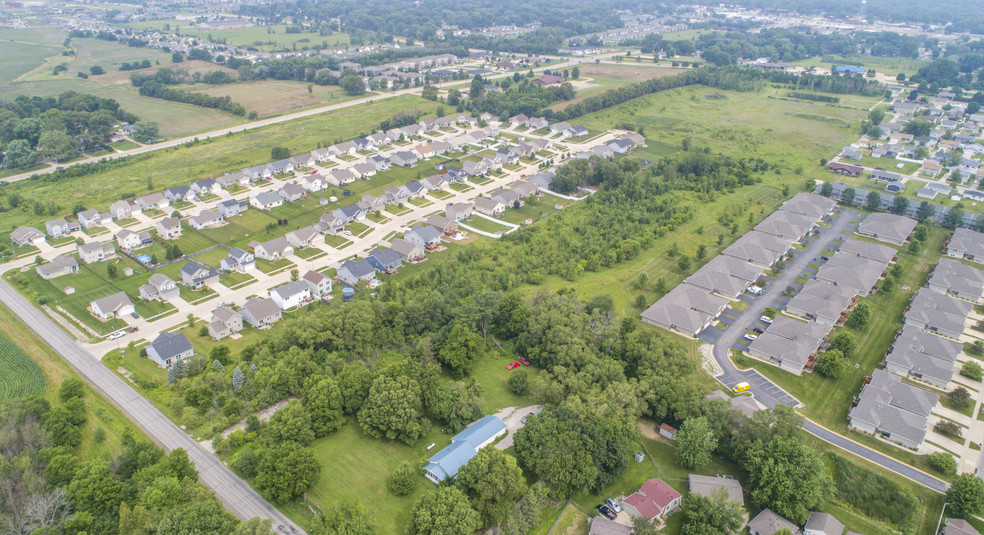 Huntington Rd, Cedar Falls, IA for sale - Aerial - Image 1 of 4