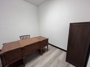 4651-4655 Mission Blvd, San Diego, CA for lease Interior Photo- Image 2 of 2