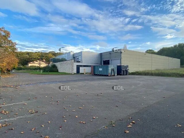 Industrial in Champcueil for lease - Building Photo - Image 3 of 20