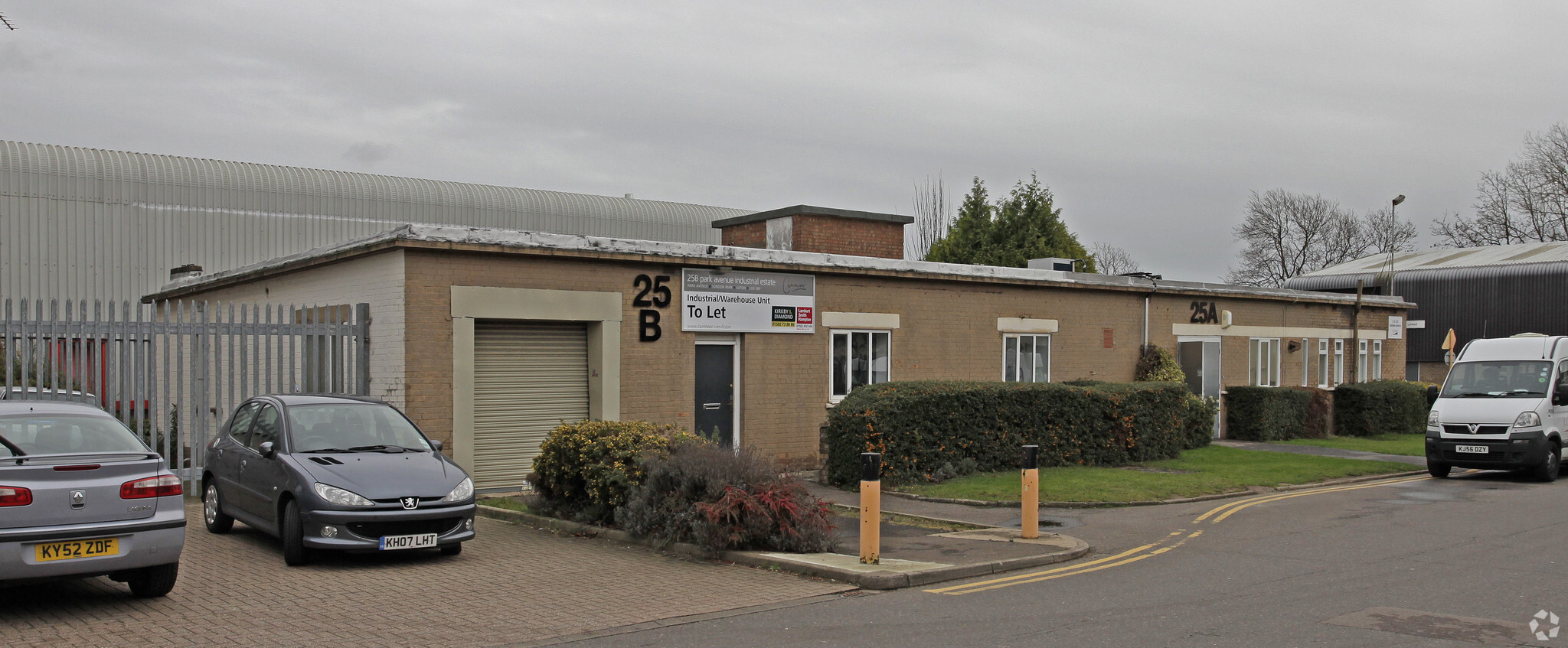 Sundon Park Rd, Luton for lease Primary Photo- Image 1 of 6