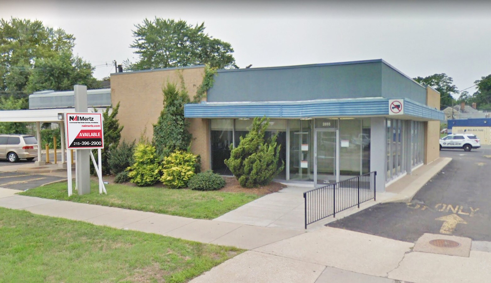 2895 Mt Ephraim Ave, Camden, NJ 08104