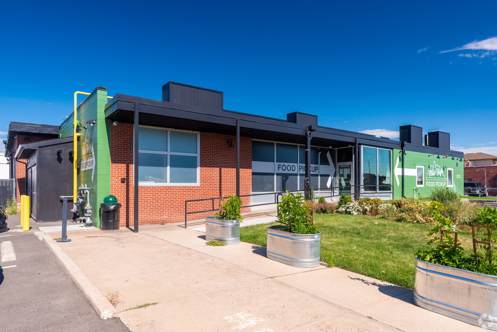 2171 S Grape St, Denver, CO for lease Building Photo- Image 1 of 31