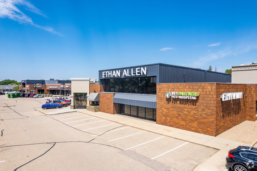 7101 France Ave S, Edina, MN for lease - Primary Photo - Image 1 of 8