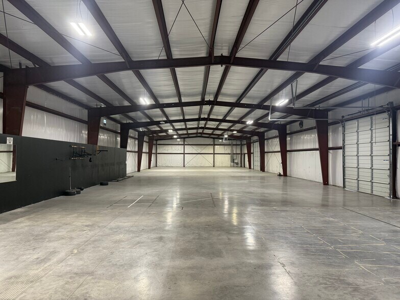 8051 S Sam Houston Pky, Houston, TX for lease - Building Photo - Image 2 of 33