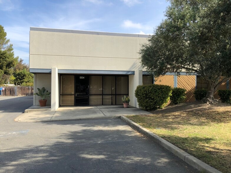 1002-1004 Hanson Ct, Milpitas, CA for lease - Primary Photo - Image 1 of 26
