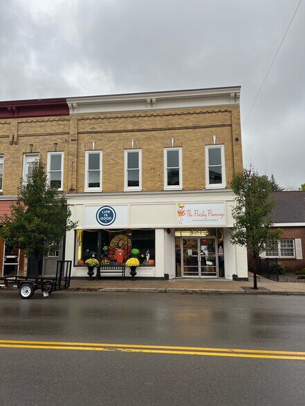 4873 N Jefferson St, Pulaski, NY for sale - Primary Photo - Image 1 of 1