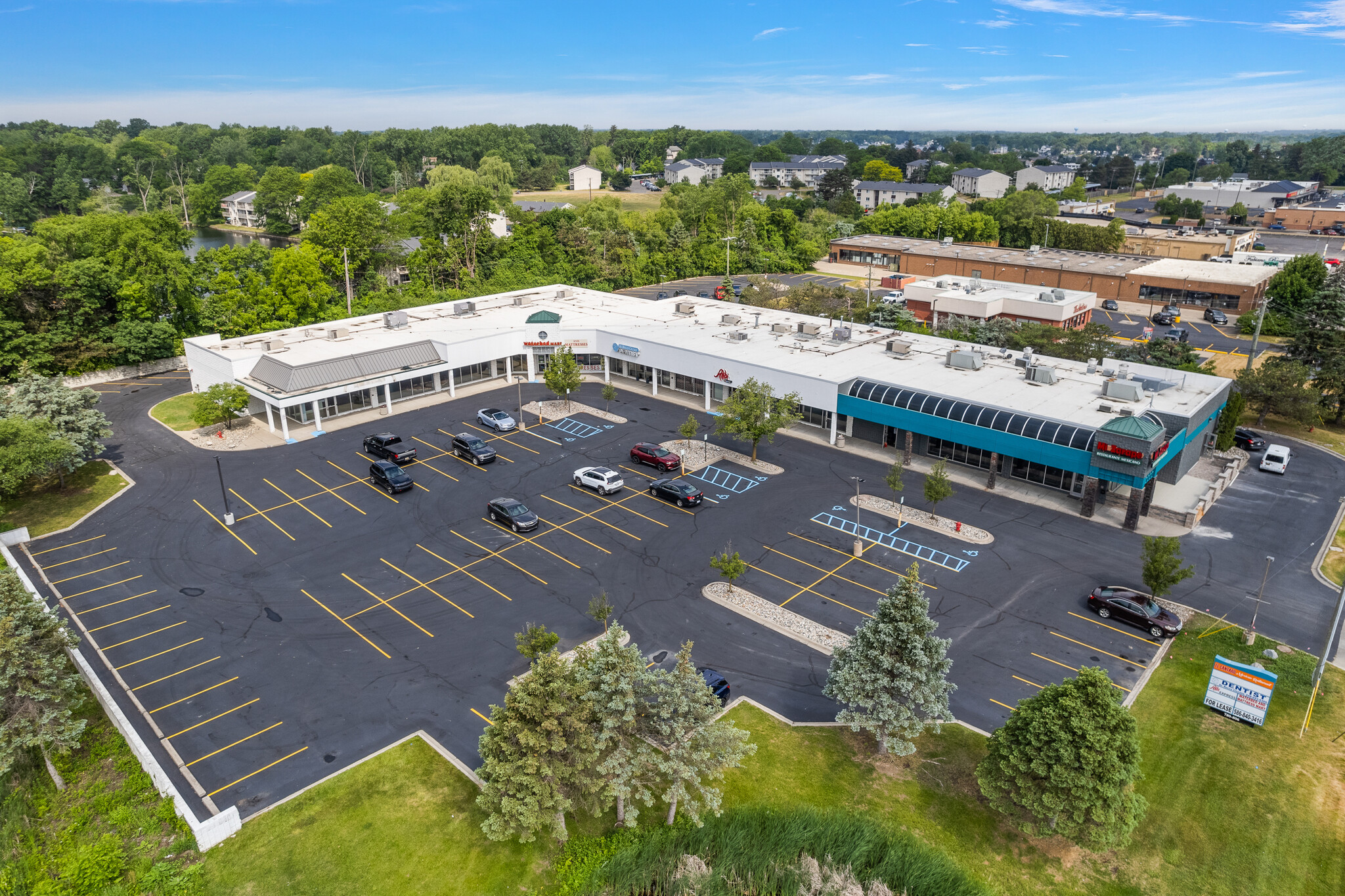 780-809 S Lapeer Rd, Lake Orion, MI for lease Building Photo- Image 1 of 5