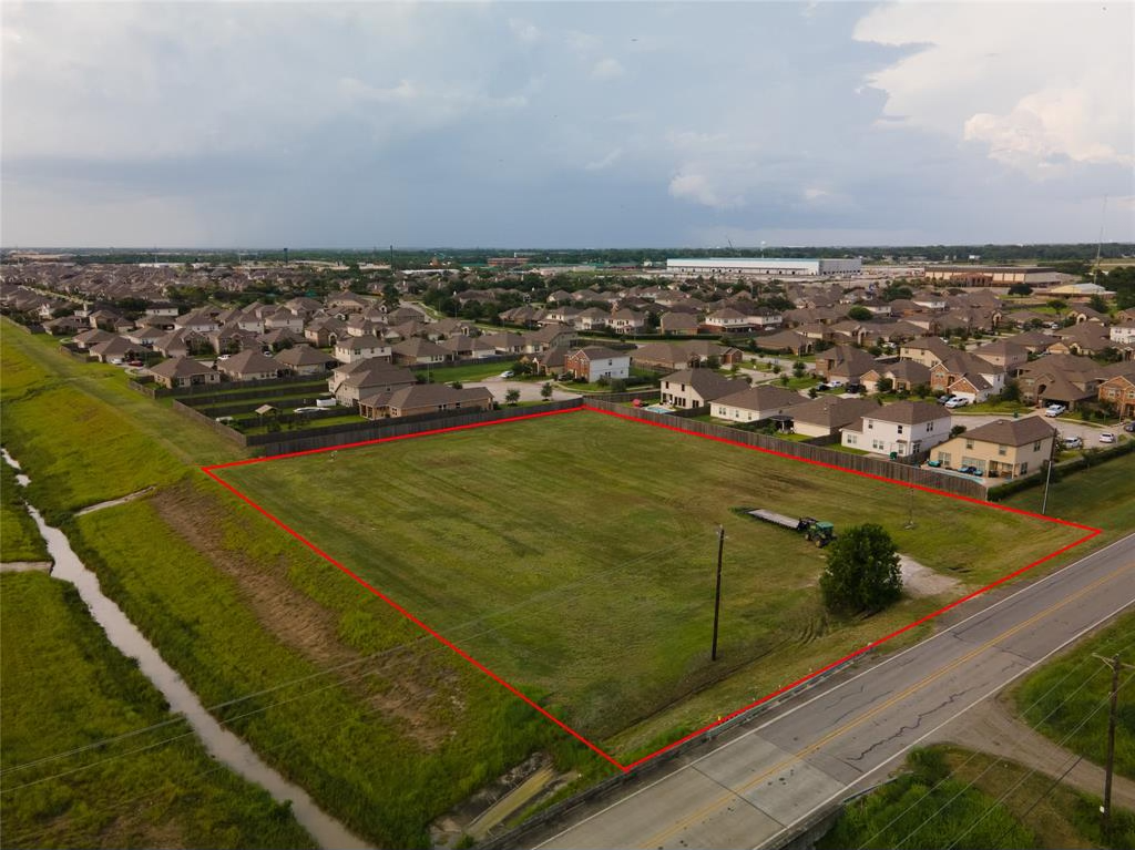 5401 Texas, La Marque, TX for sale Aerial- Image 1 of 5