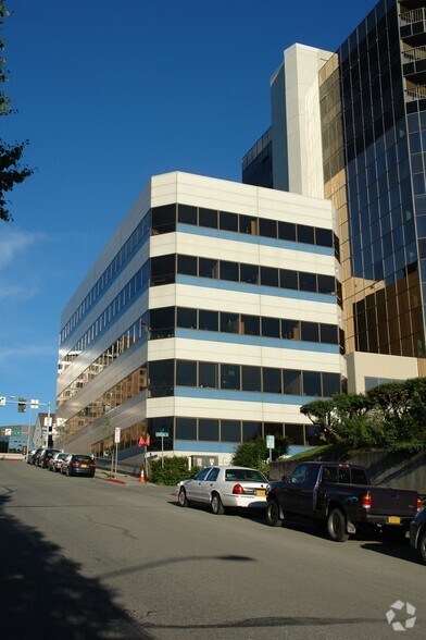 500 L St, Anchorage, AK for lease - Building Photo - Image 1 of 8