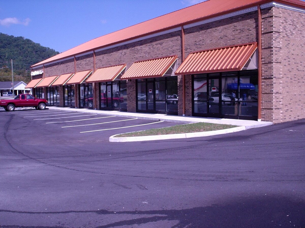 1027 N Main St, Erwin, TN 37650