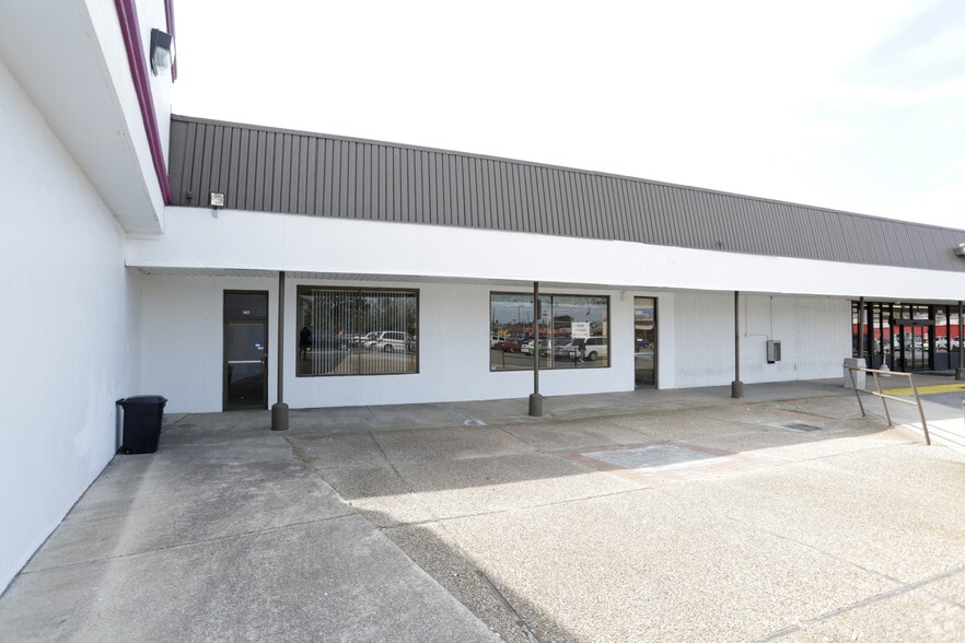 5021 George Washington Hwy, Portsmouth, VA for lease - Building Photo - Image 3 of 18