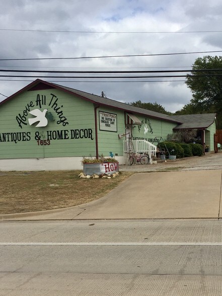 1653 Southeast Pkwy, Azle, TX for sale - Building Photo - Image 1 of 1