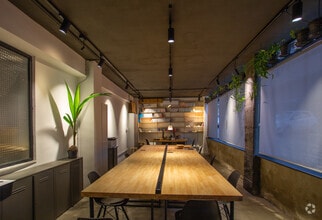 Paseo de la Chopera, Madrid, Madrid for lease Interior Photo- Image 2 of 17