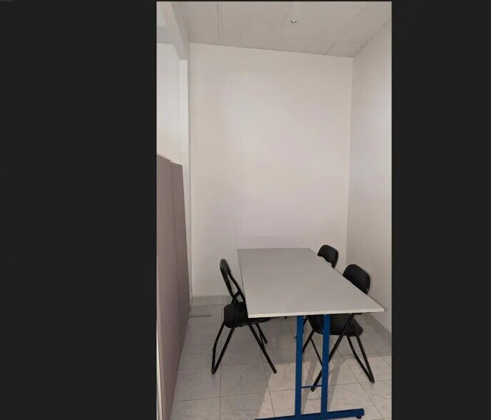 Office in Fontenay-Aux-Roses for lease - Building Photo - Image 2 of 9