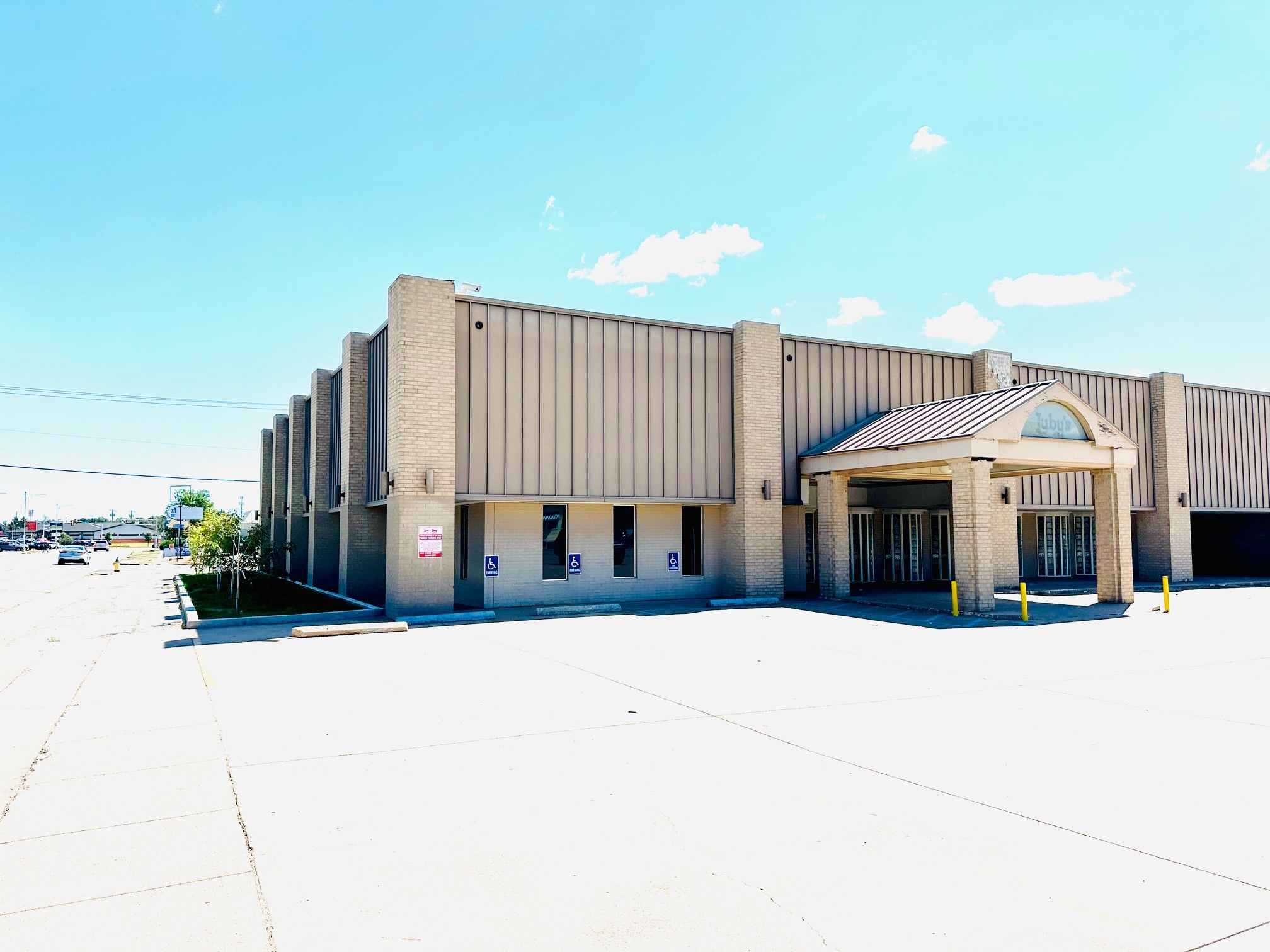 1801 9th St, Wichita Falls, TX for sale Primary Photo- Image 1 of 17