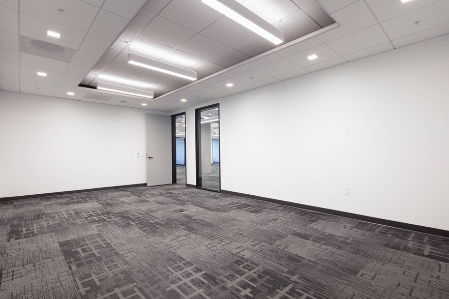 1900 Alameda De Las Pulgas, San Mateo, CA for lease - Interior Photo - Image 2 of 10