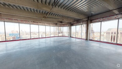 790 N Water St, Milwaukee, WI for lease Matterport 3D Scan- Image 2 of 11