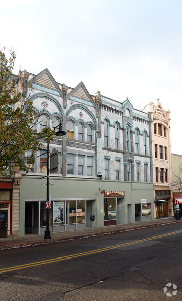 405-409 E Ohio St, Pittsburgh, PA for lease - Primary Photo - Image 1 of 4