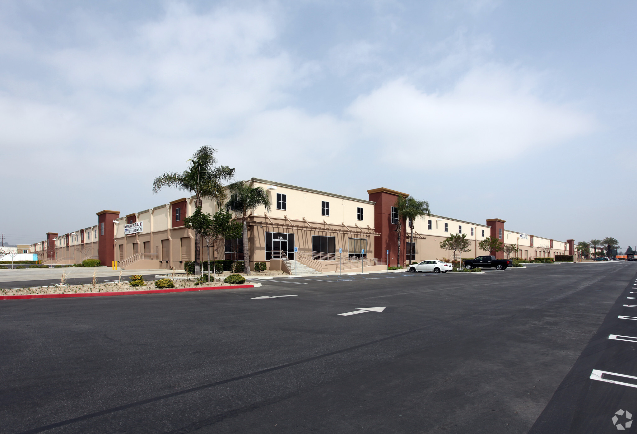 1601 W Mission Blvd, Pomona, CA for lease Primary Photo- Image 1 of 4