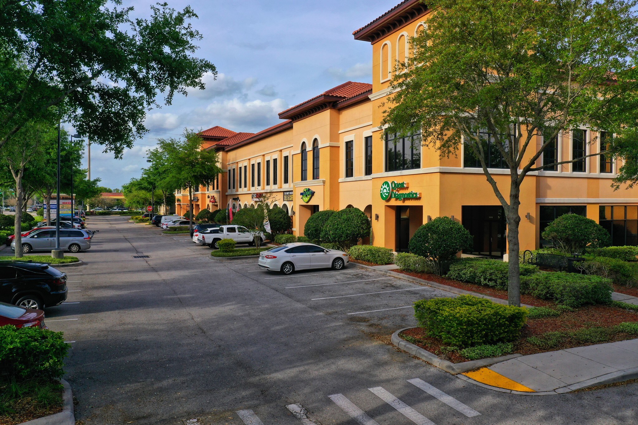 2910 Maguire Rd, Ocoee, FL 34761 Shoppes at Meadow Ridge