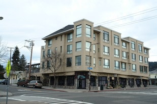 1801-1809 University, Berkeley CA - Pub