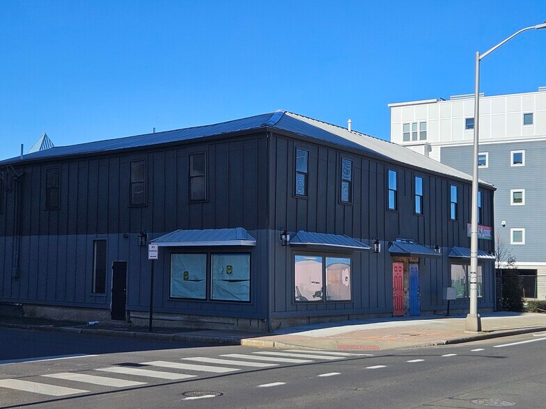 145 Water St, Norwalk, CT for sale - Building Photo - Image 2 of 12