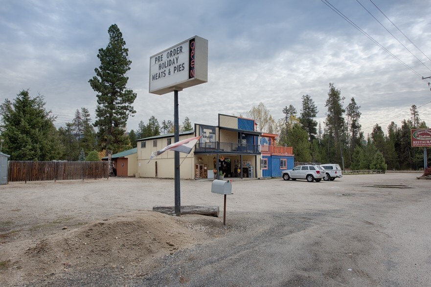 Cascade Id RV/Bar/Restaurant Cascade, ID for Sale