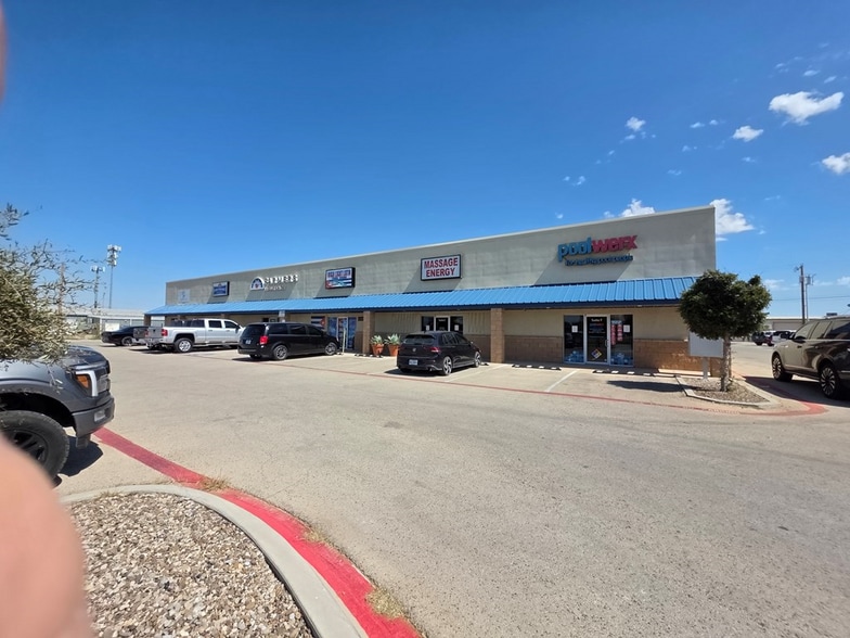 1304 N Loop 250 W, Midland, TX for lease - Building Photo - Image 2 of 7