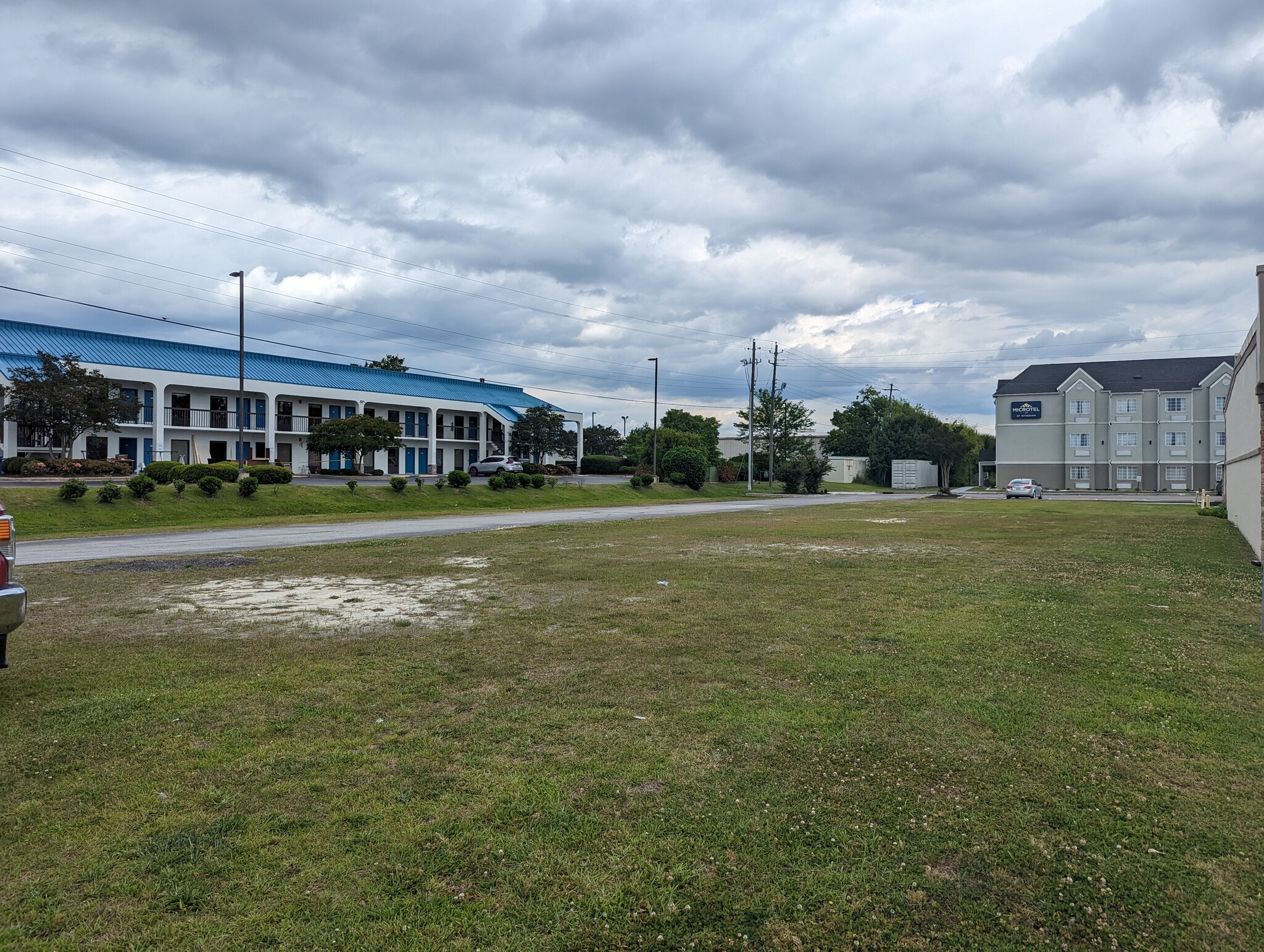 Western Blvd, Jacksonville, NC for sale Primary Photo- Image 1 of 8