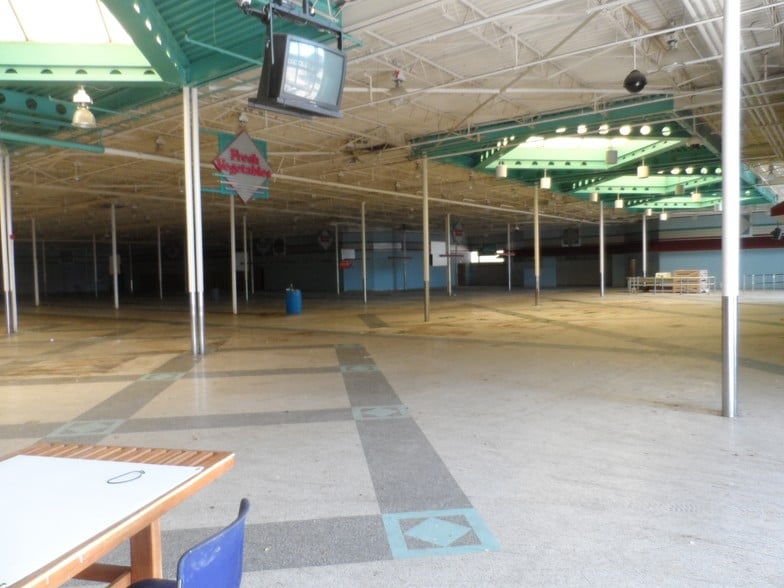 1036 Westlake Blvd, Bessemer, AL for sale - Building Photo - Image 1 of 1