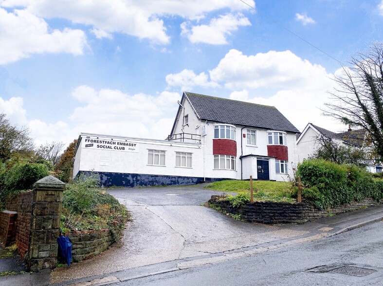 75 Ravenhill Rd, Swansea for sale - Primary Photo - Image 1 of 1