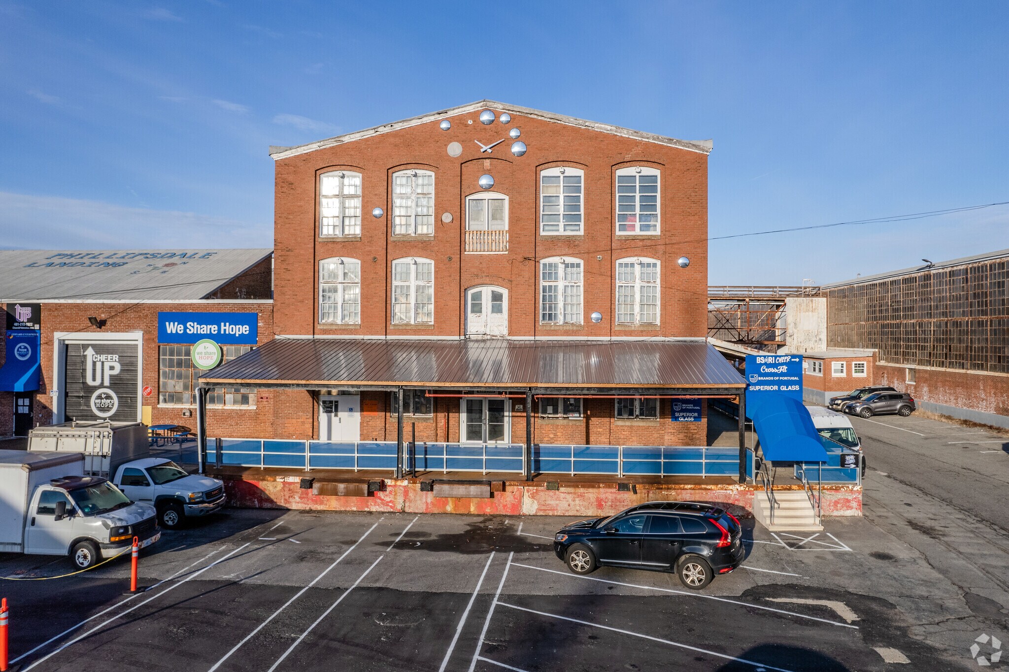 310 Bourne Ave, Rumford, RI 02916 Phillipsdale Landing