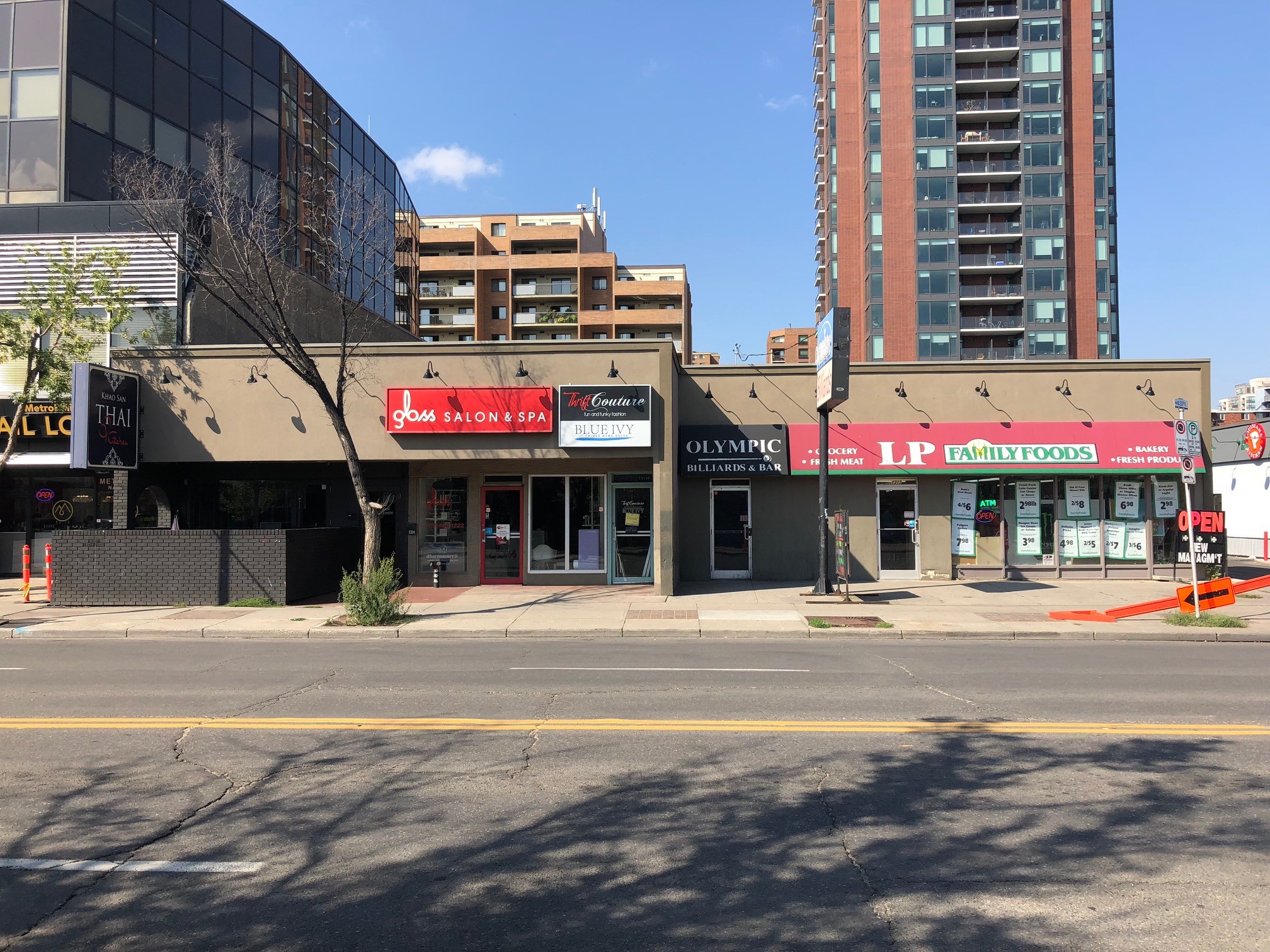 1312 17th Ave SW, Calgary, AB T2T 0C3 Retail for Lease