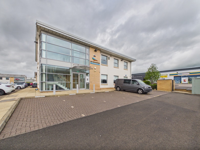 Houstoun Rd, Livingston for lease - Building Photo - Image 2 of 13