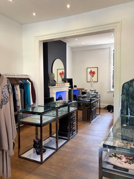 22 Park Walk, London for lease - Interior Photo - Image 2 of 8