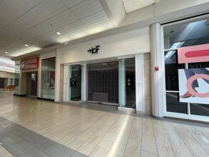 111 E Puainako St, Hilo, HI for lease Building Photo- Image 1 of 4