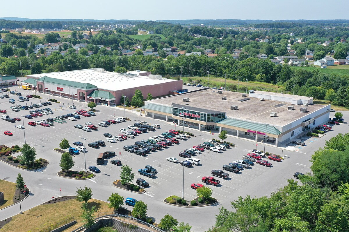 783845 Baltimore St, Hanover, PA 17331 South Hanover Shopping Center