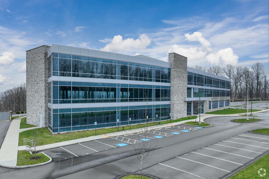 2000 Innovation Dr, Wexford, PA for sale - Primary Photo - Image 1 of 1