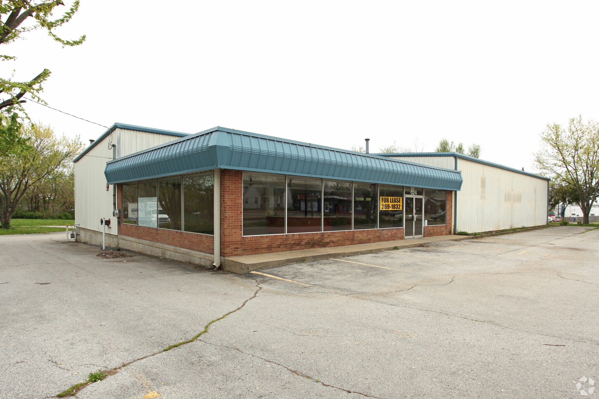 362 Newtown Pike, Lexington, KY for sale Primary Photo- Image 1 of 1