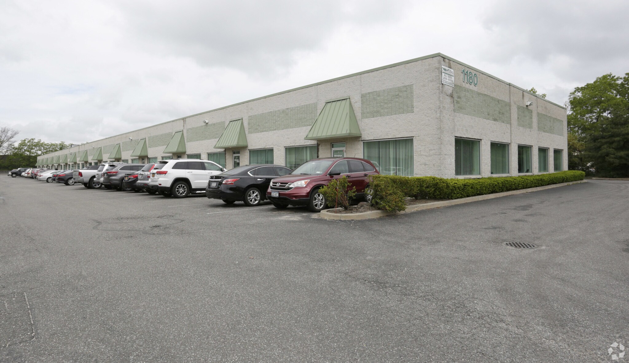 1180 Lincoln Ave, Bohemia, NY for sale Primary Photo- Image 1 of 1