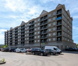 8528 Manning Ave, Fort McMurray, AB for lease Building Photo- Image 1 of 2