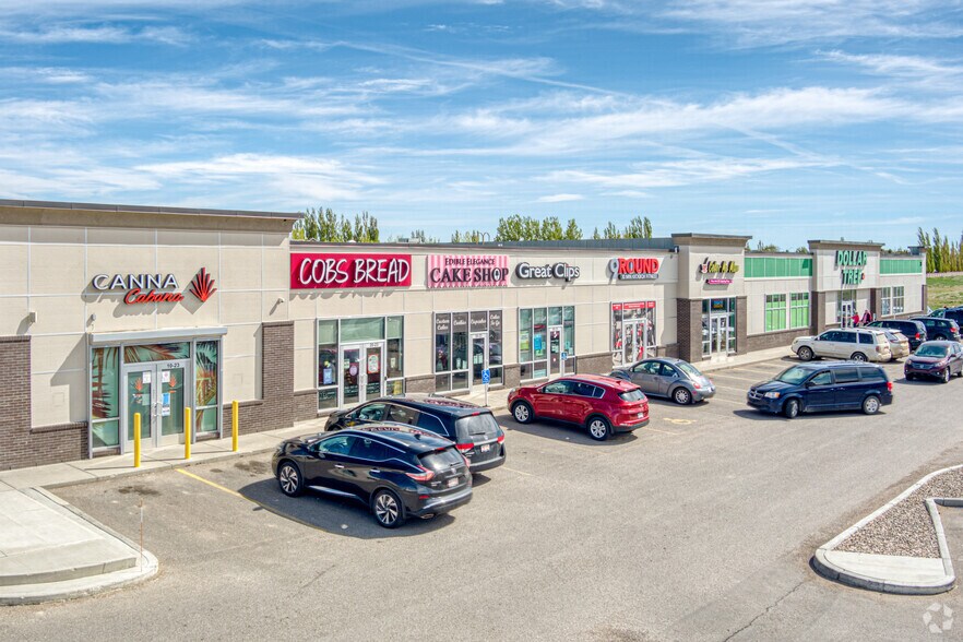 60 Southgate Blvd S, Lethbridge, AB T1J 2G8