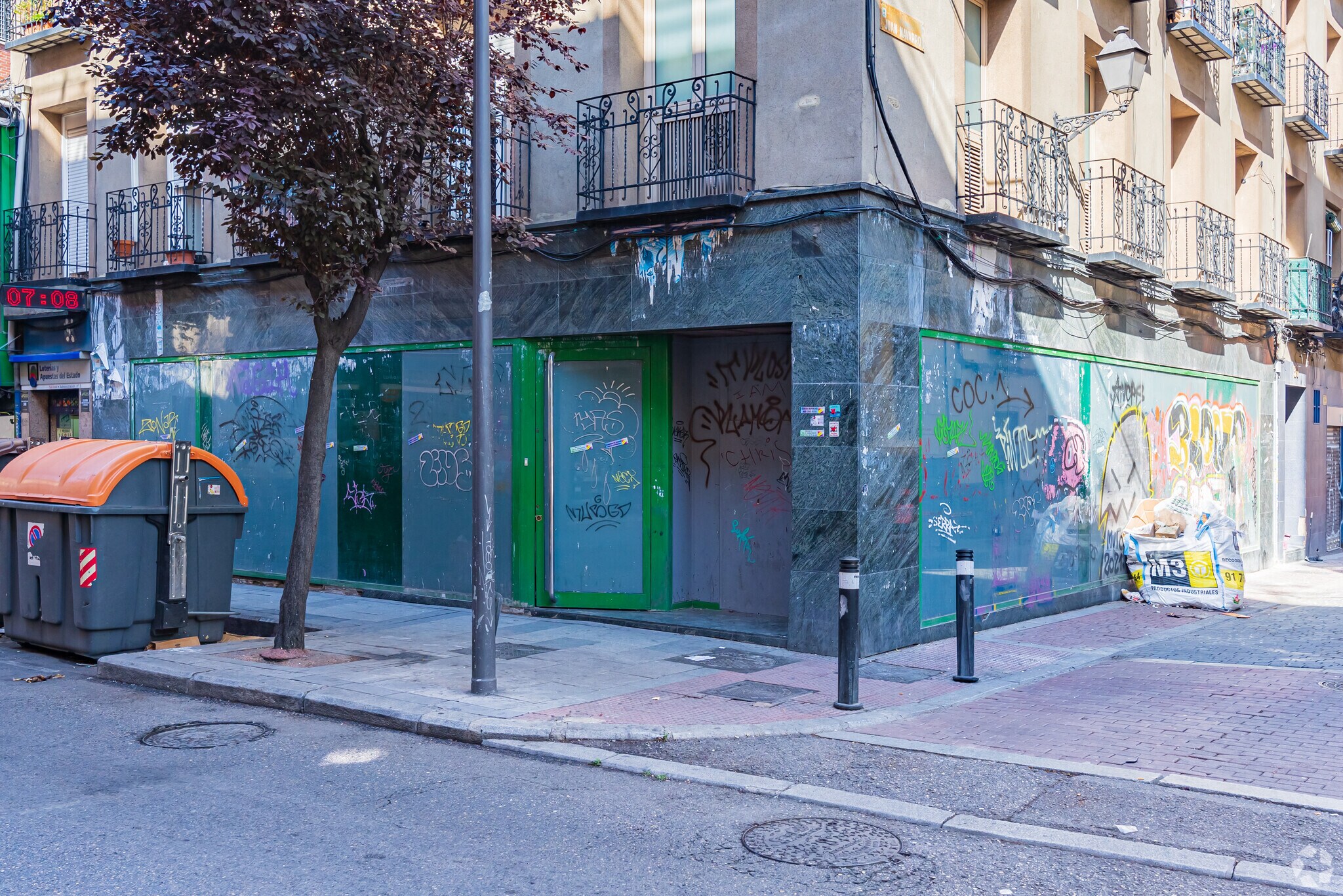 Multifamily in Madrid, Madrid for sale Building Photo- Image 1 of 1