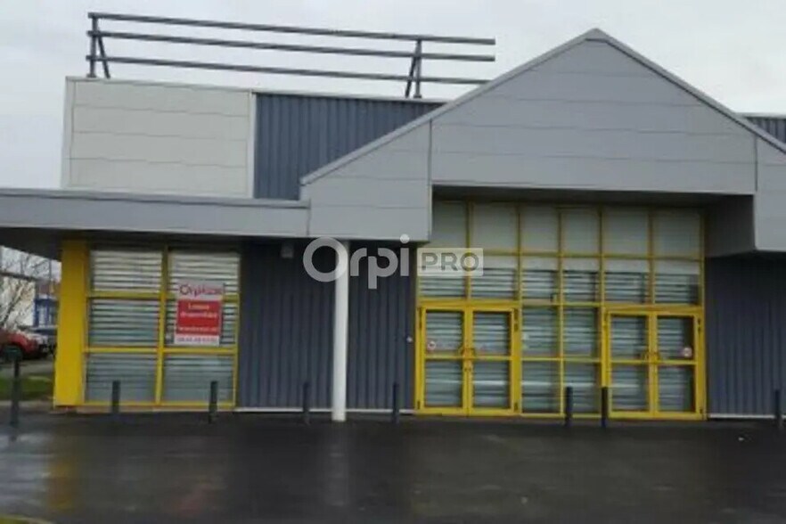 Flex in Reims for lease - Building Photo - Image 2 of 7