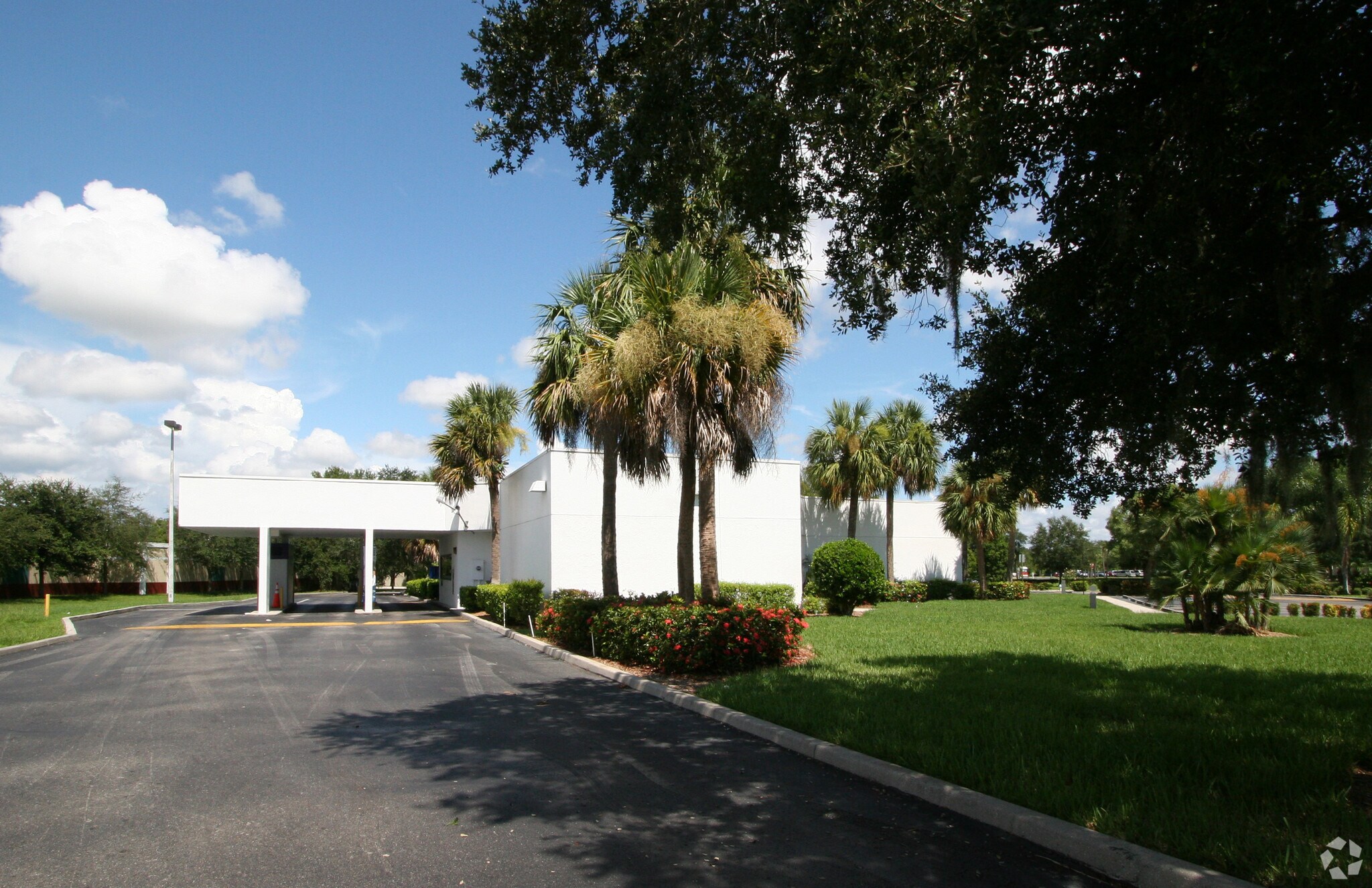 1199 Beneva Rd, Sarasota, FL 34232 Retail For Sale