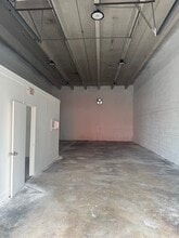 7403 NW 7th St, Miami, FL for lease Interior Photo- Image 2 of 4