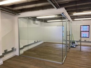 25-29 Fulham High St, London for lease Interior Photo- Image 2 of 5