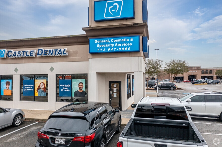 3570 Spencer Hwy, Pasadena, TX for sale - Building Photo - Image 2 of 3