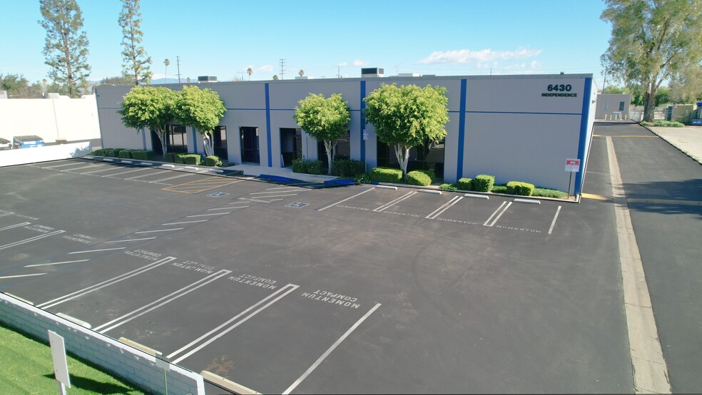 6430 Independence Ave, Woodland Hills, CA for lease - Building Photo - Image 2 of 6